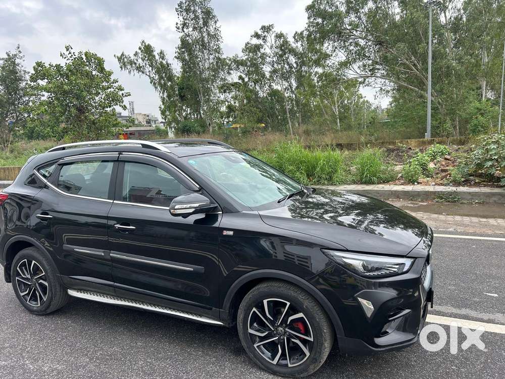 Mg Astor 1.5 Savvy Cvt S Red, 2023, Petrol
