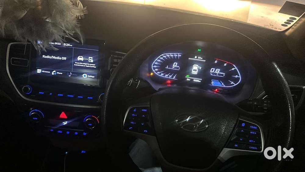 Hyundai Verna 2023 Diesel Well Maintained