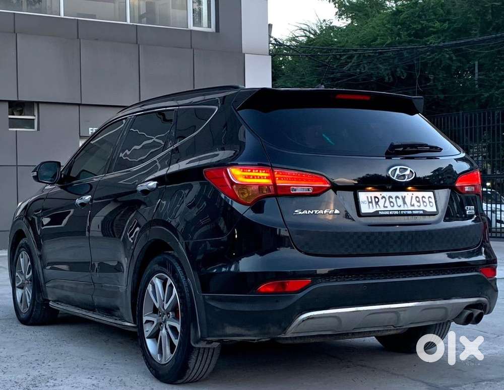 Hyundai Santa Fe 2015 Diesel Well Maintained