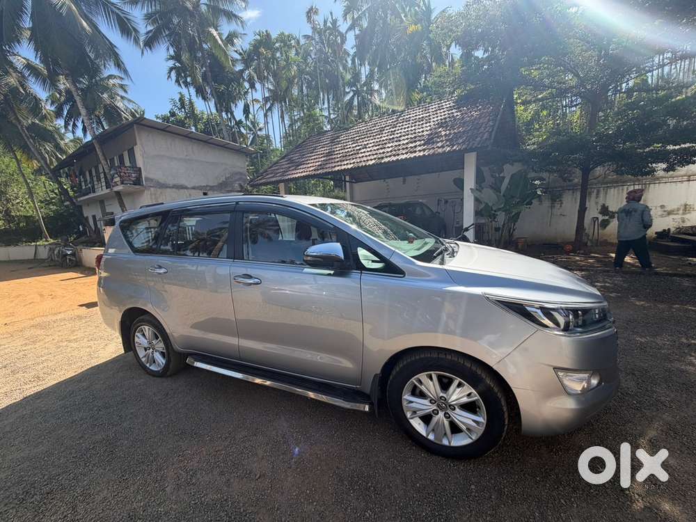 Toyota Innova Crysta 2018