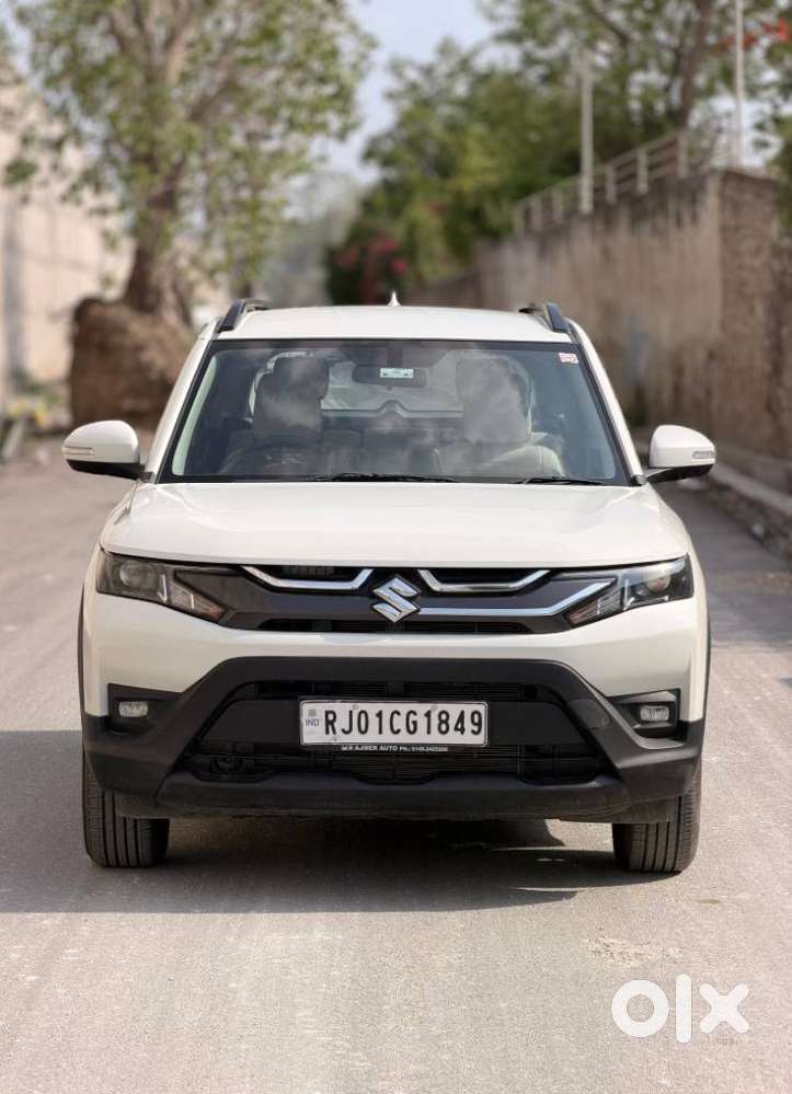 Maruti Suzuki Brezza 1.5 Lxi Smart Hybrid, 2025, Petrol