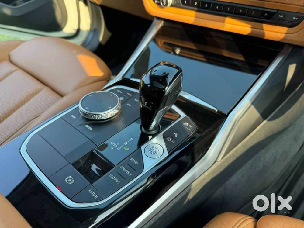 Bmw 3 Series 330i, 2022, Petrol