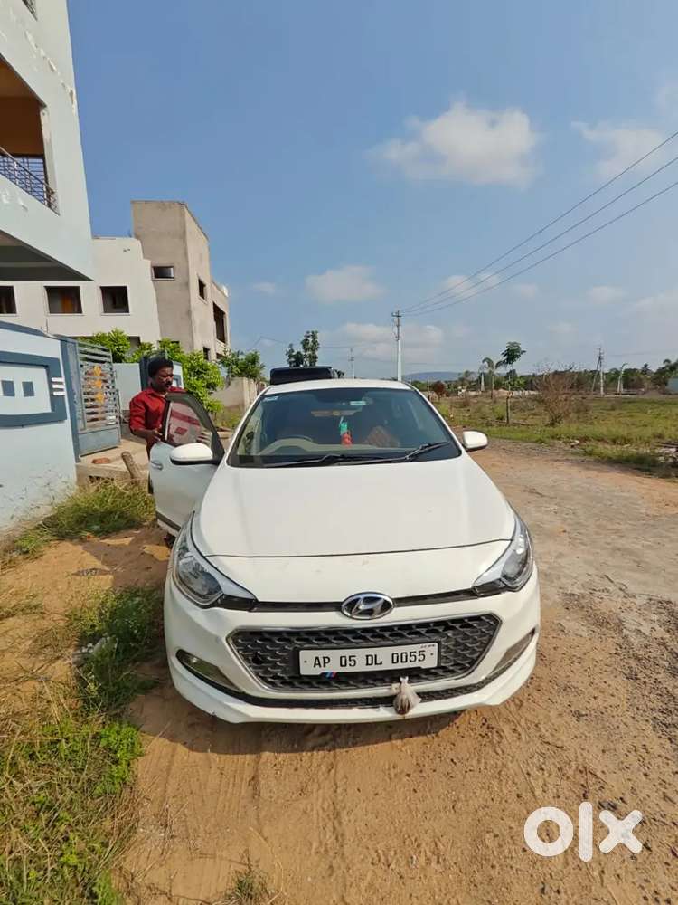 Hyundai I20 2016 Diesel 120000 Km Driven