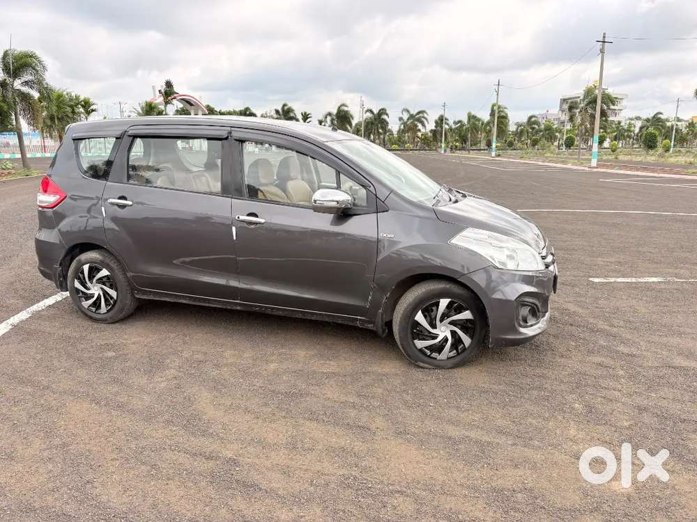 Maruti Suzuki Ertiga 2016 Diesel 980000 Km Driven
