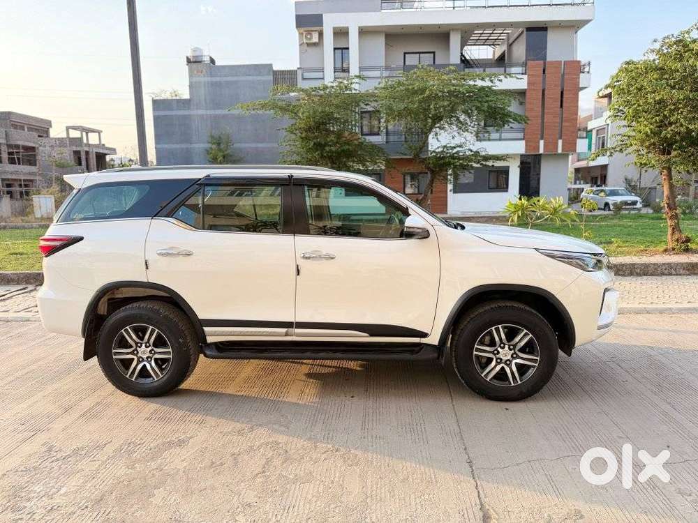 Toyota Fortuner 4x2 At 2.8 Diesel, 2023, Diesel