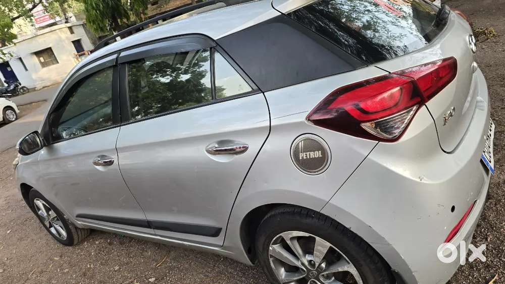 Hyundai I20 2014 Petrol 120000 Km Driven