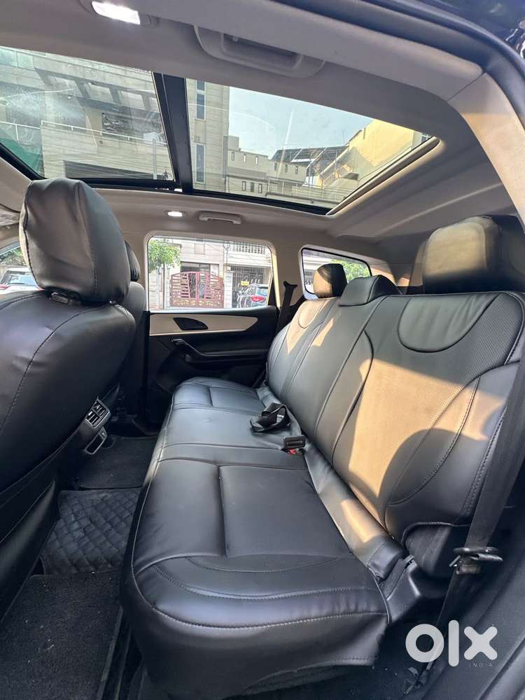 Mahindra Xuv700 2.2 Ax 5 Diesel Mt Str, 2023, Diesel