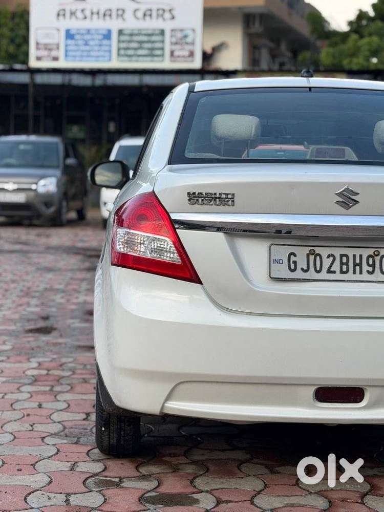 Maruti Suzuki Swift Dzire Vxi(o) Amt, 2014, Cng & Hybrids