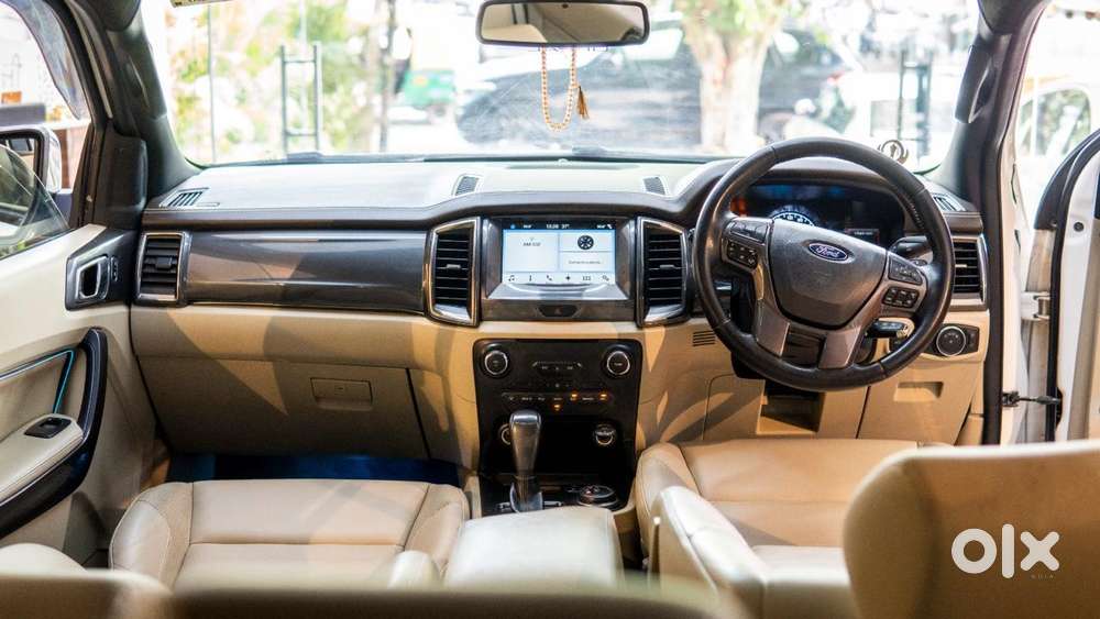 Ford Endeavour 3.2 Titanium At 4x4, 2017, Petrol