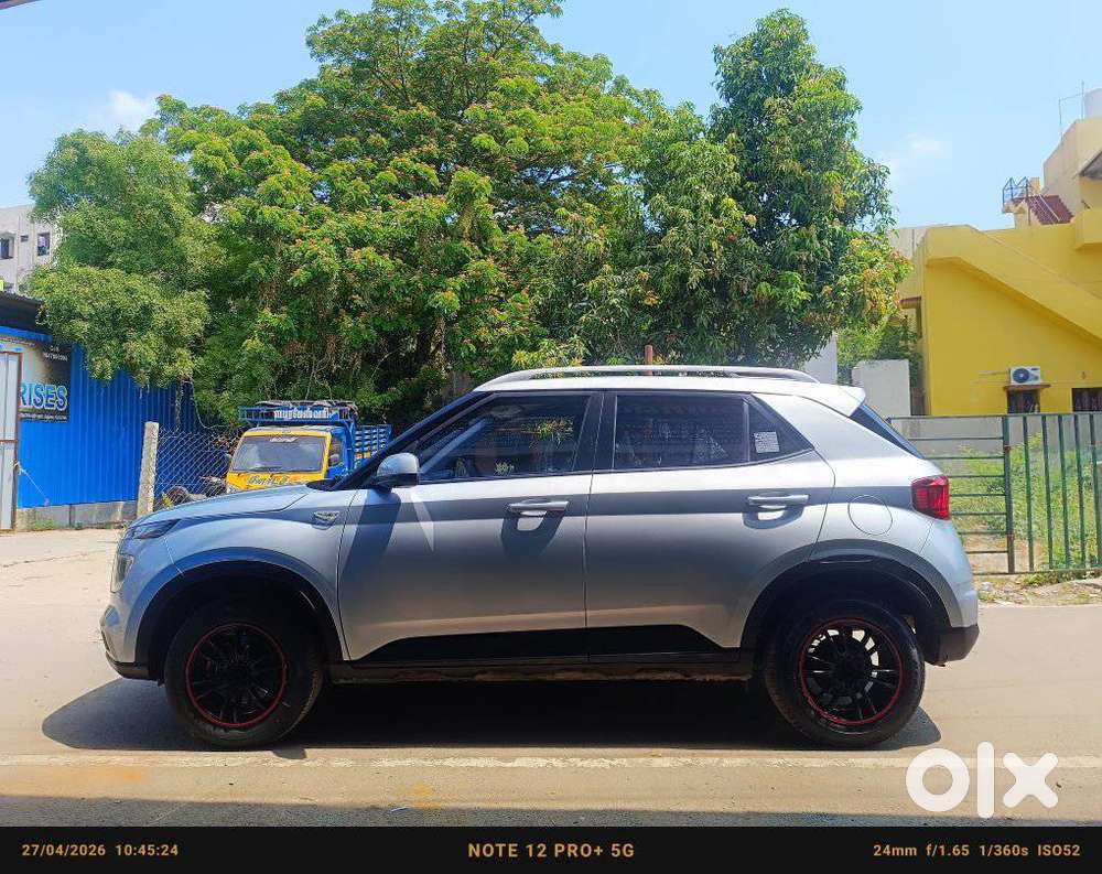 Hyundai Venue 1.2 S (o), 2019, Petrol