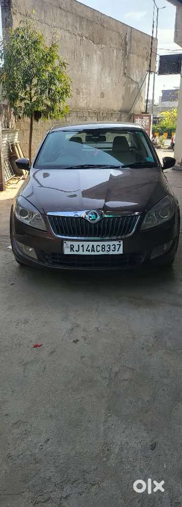 Gaadi Bechni Hai