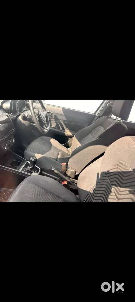 Maruti Suzuki Swift 2018 Amt Vxi, 2022, Petrol