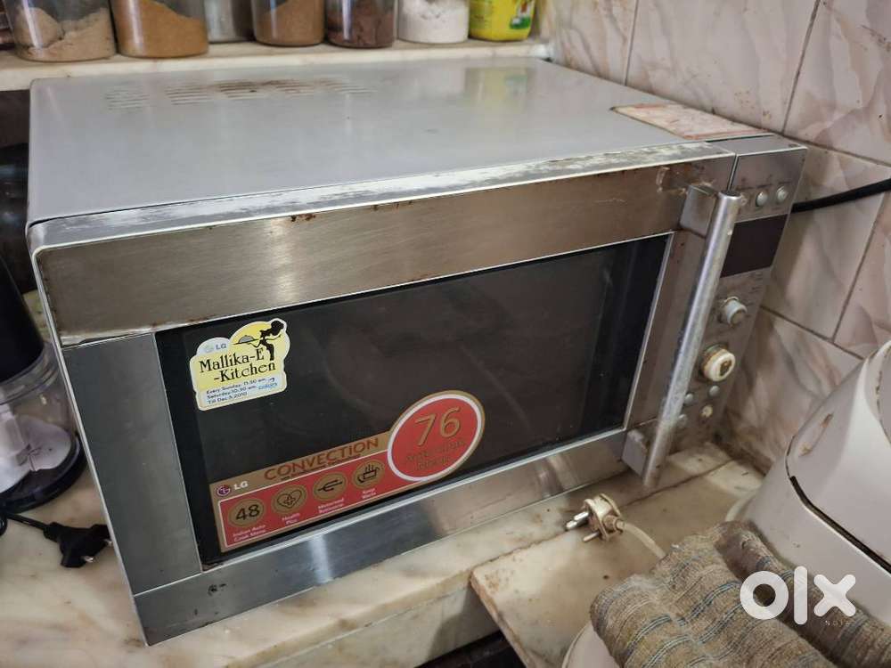 LG Microwave oven