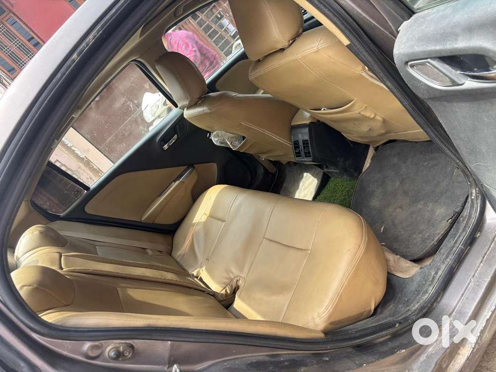 Honda City 2015 Cng & Hybrids 90000 Km Driven Cng Pass Nahi Hai