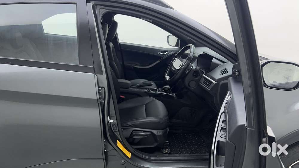Tata Nexon Fearless Plus S 1.2 Revotron Petrol 7 Dca Dt, 2024, Petro..