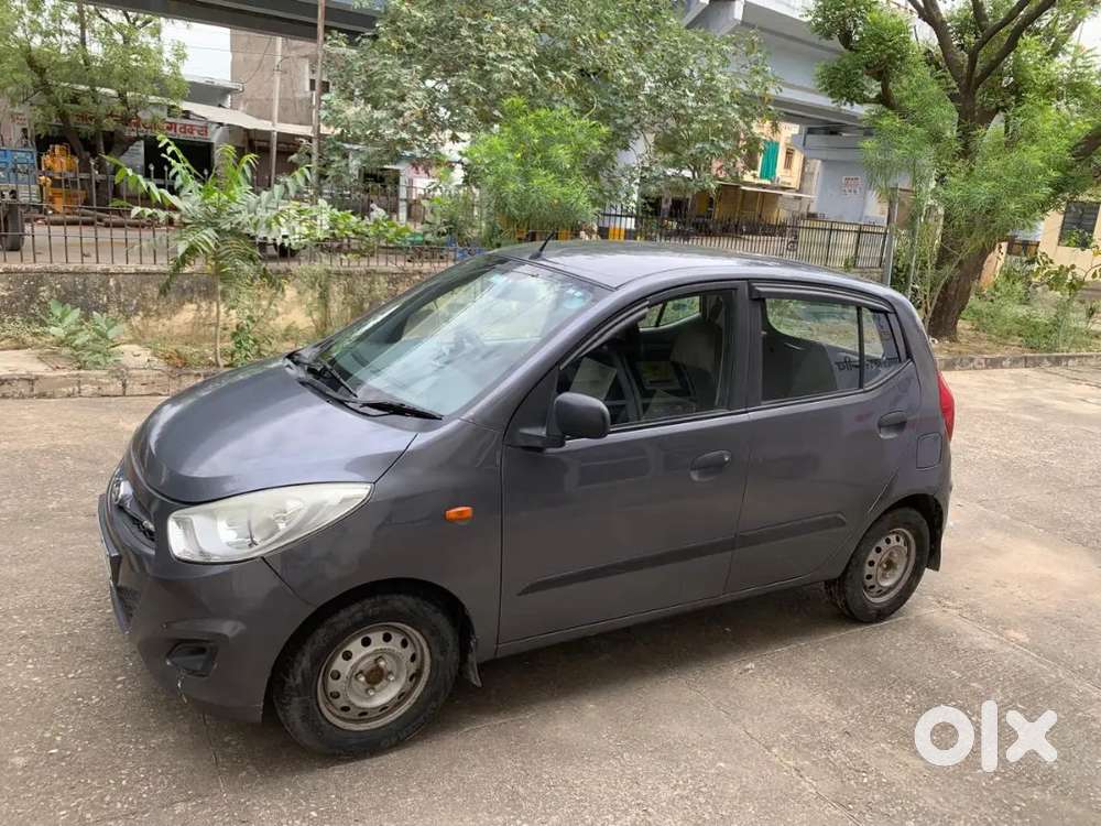 Well Maintained Govt Employee Car