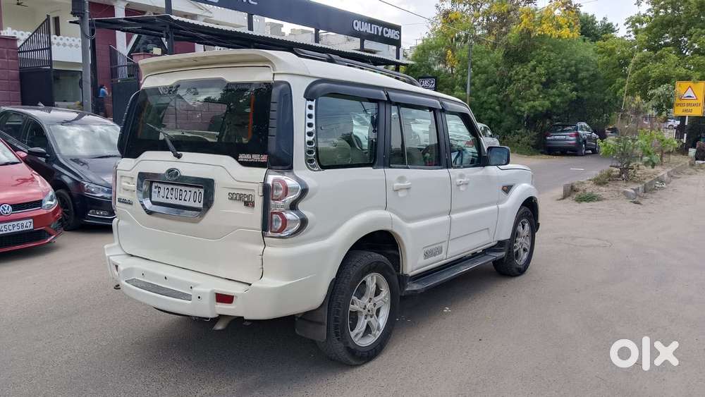 Mahindra Scorpio S10, 2016, Diesel