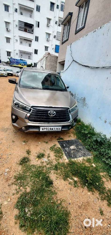 Toyota Innova Crysta 2.8z Automatic, 2018, Diesel