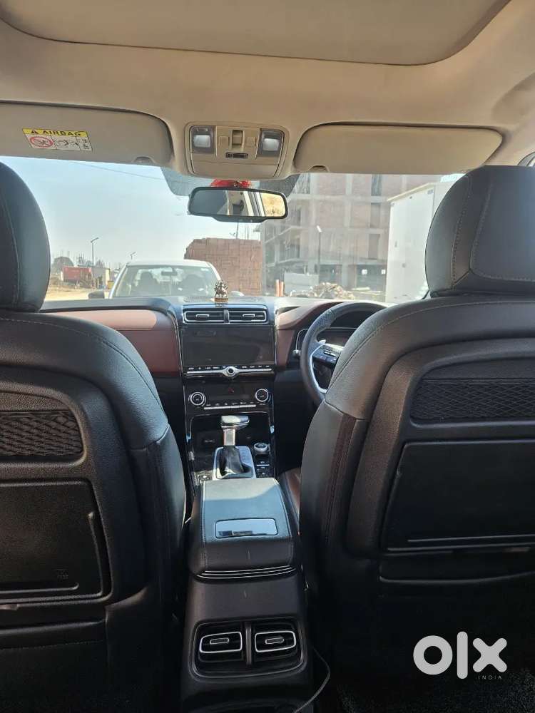 Alcazar 2023 Dct Automatic