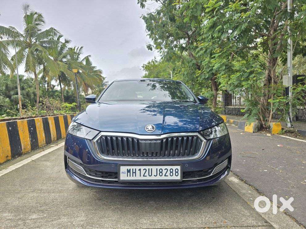 Skoda Octavia 2.0 L K Tsi At, 2022, Petrol