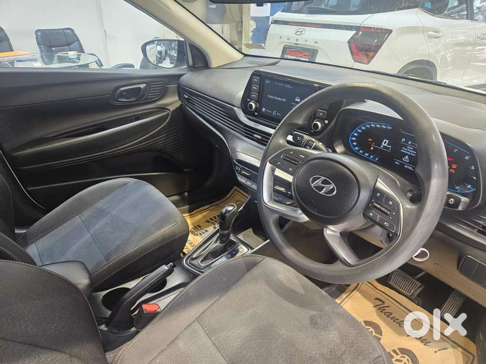 Hyundai I20 Sportz 1.2 Ivt, 2023, Petrol