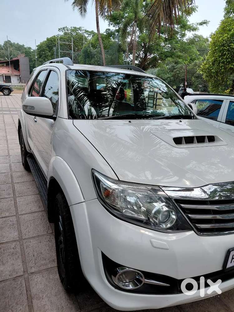 Toyota Fortuner Speed Automatic