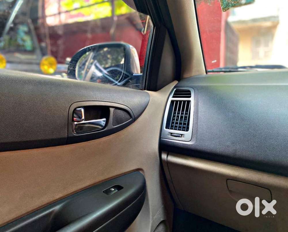 Hyundai I20 Sportz 1.2 Bs-iv, 2013, Petrol