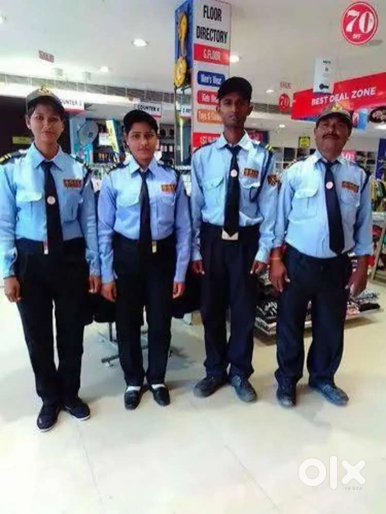 Job security guard and supervisor shopping mall