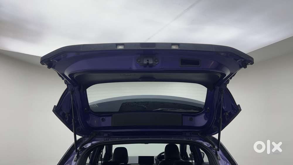 Tata Nexon Fearless Plus S Purple 1.2 Revotron Petrol 7dca Dual Tone..