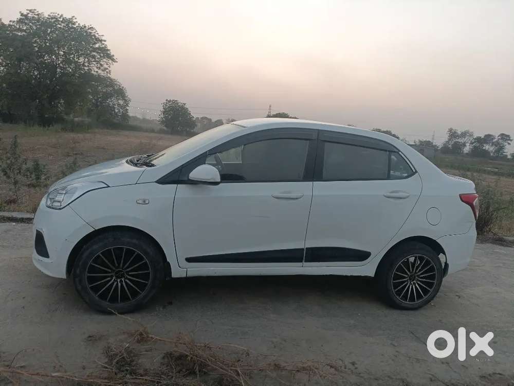 Xcent Less Running Car 2018 Only Company Running Car Well Maintain Car