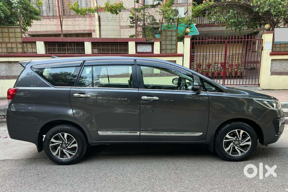 Toyota Innova Crysta 2.4 G Mt, 2021, Diesel