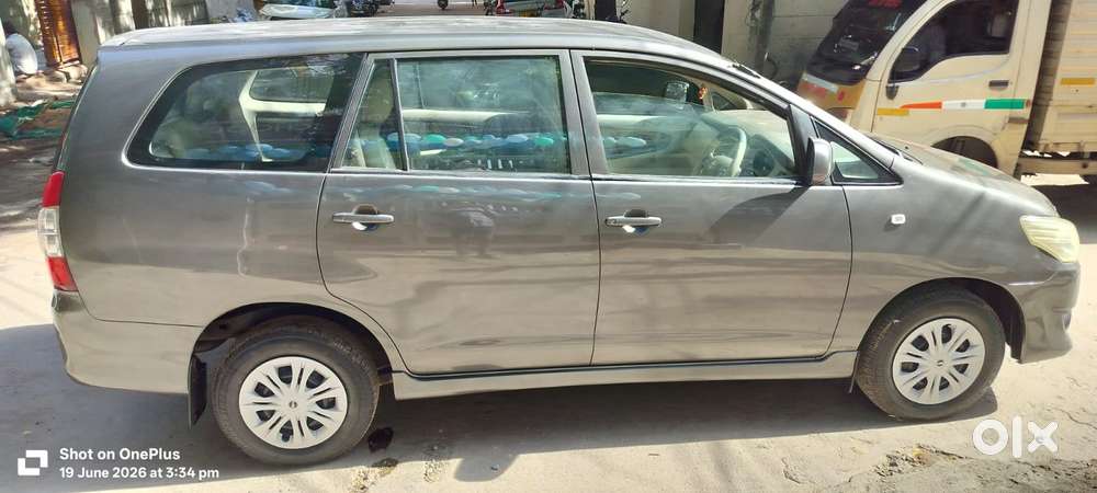 Toyota Innova 2.5 G (diesel) 7 Seater, 2012, Diesel