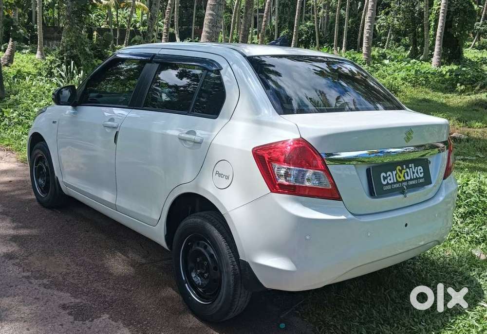 Maruti Suzuki Swift Dzire Vxi Optional, 2015, Petrol