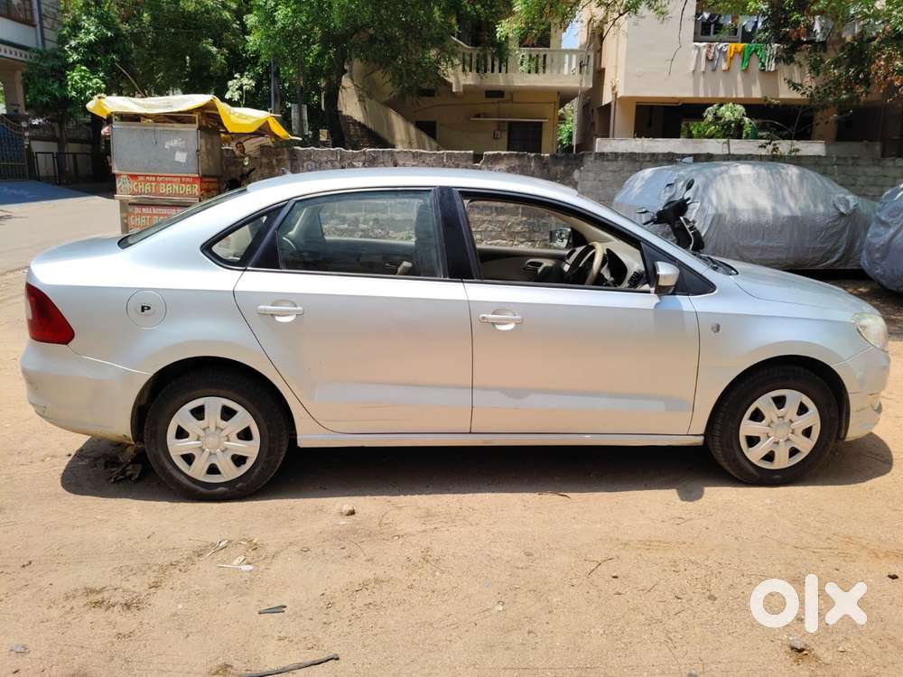 Skoda Rapid 1.0 Ambition Tsi At, 2012
