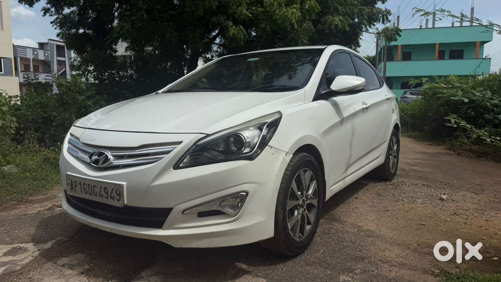 Hyundai Verna 2016
