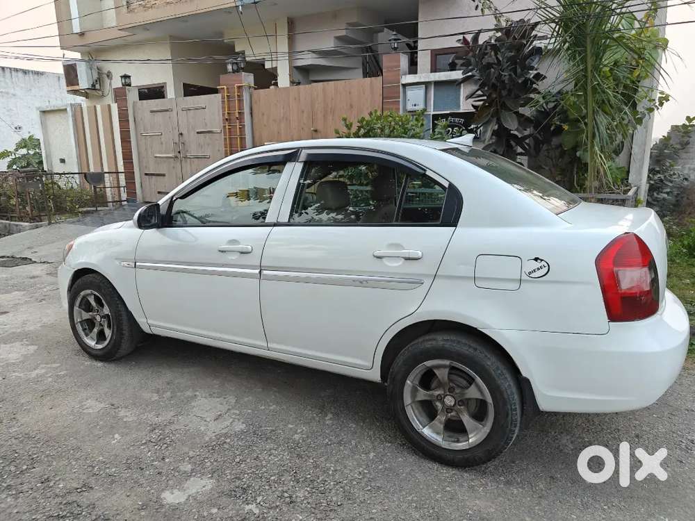 Hyundai Verna 2010 Diesel Well Maintained