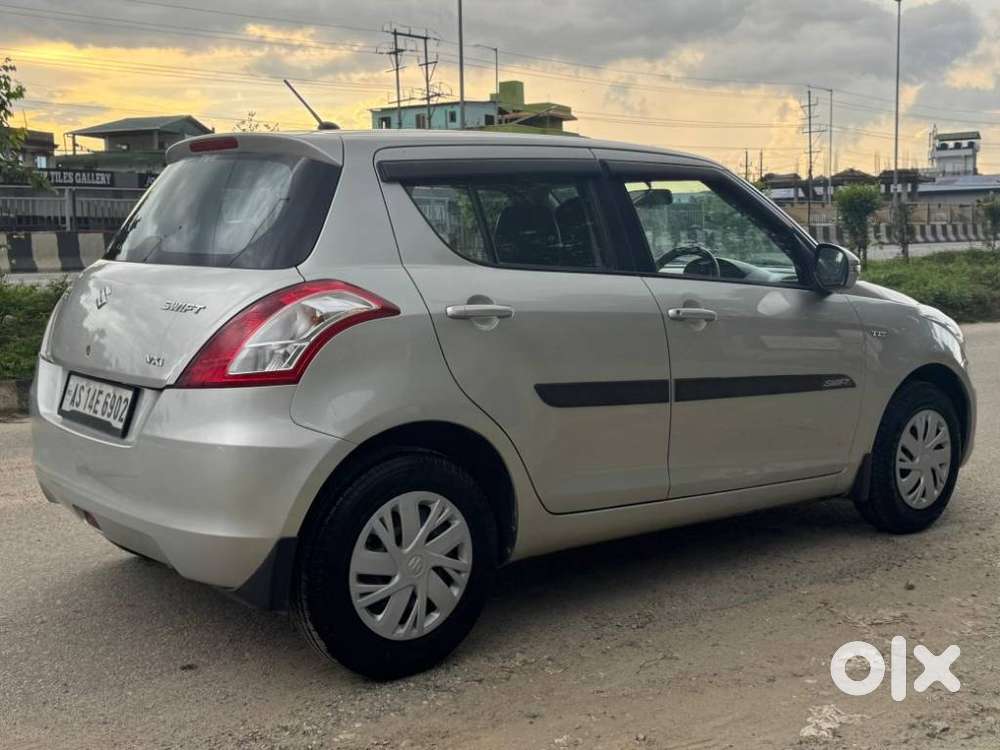 Maruti Suzuki Swift Vxi, 2015, Petrol