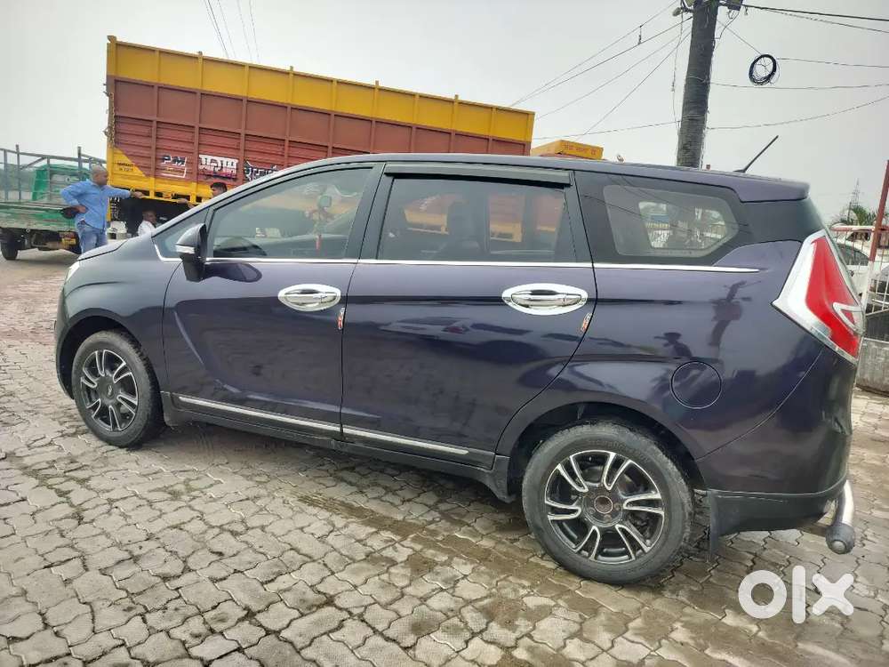 Mahindra Marazzo Diesel 2019
