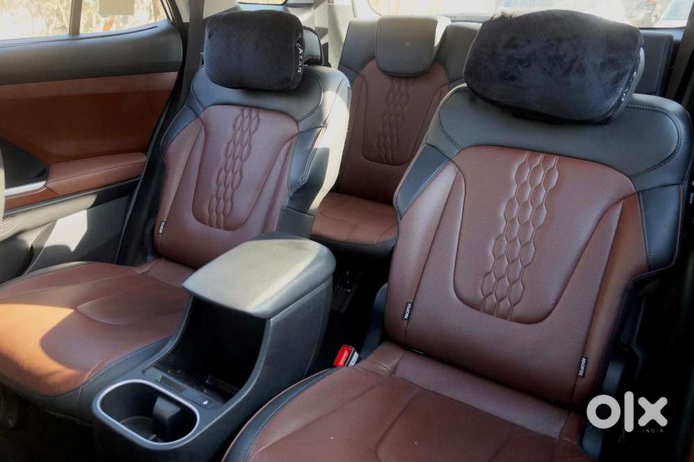 Hyundai Alcazar 2.0 Signature (o) Petrol At 7 Str, 2023, Petrol