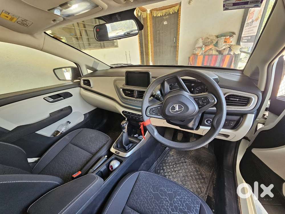 Tata Altroz 2023 Petrol Good Condition 2022 Ending