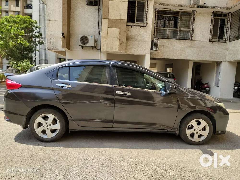 Honda City 4th Gen Vx Cvt I-vtec-automatic Top Model