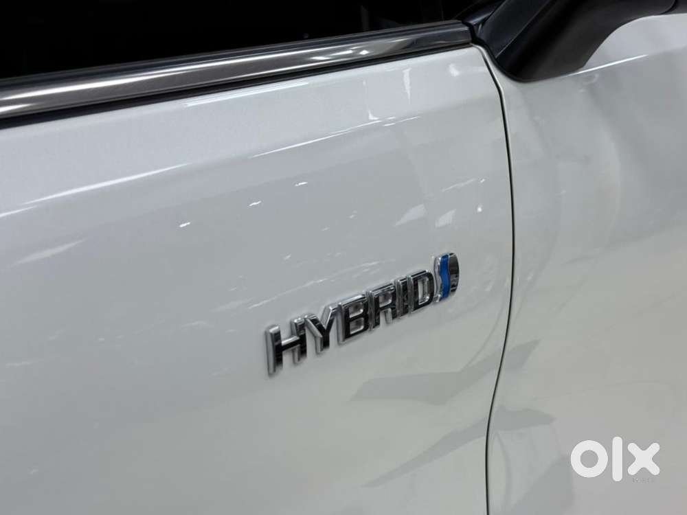 Toyota Vellfire 2.5 Hybrid, 2022, Petrol