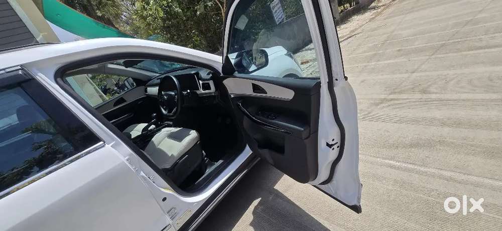 Mahindra Xuv700 2025 Diesel 17000 Km Driven