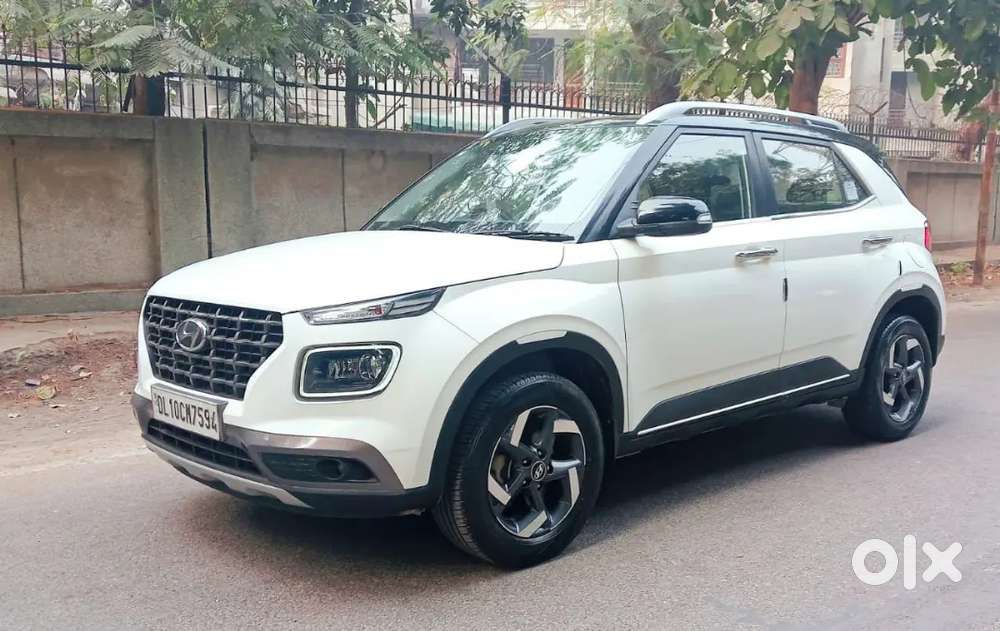 Hyundai Venue 2019 Petrol 45000 Km Driven