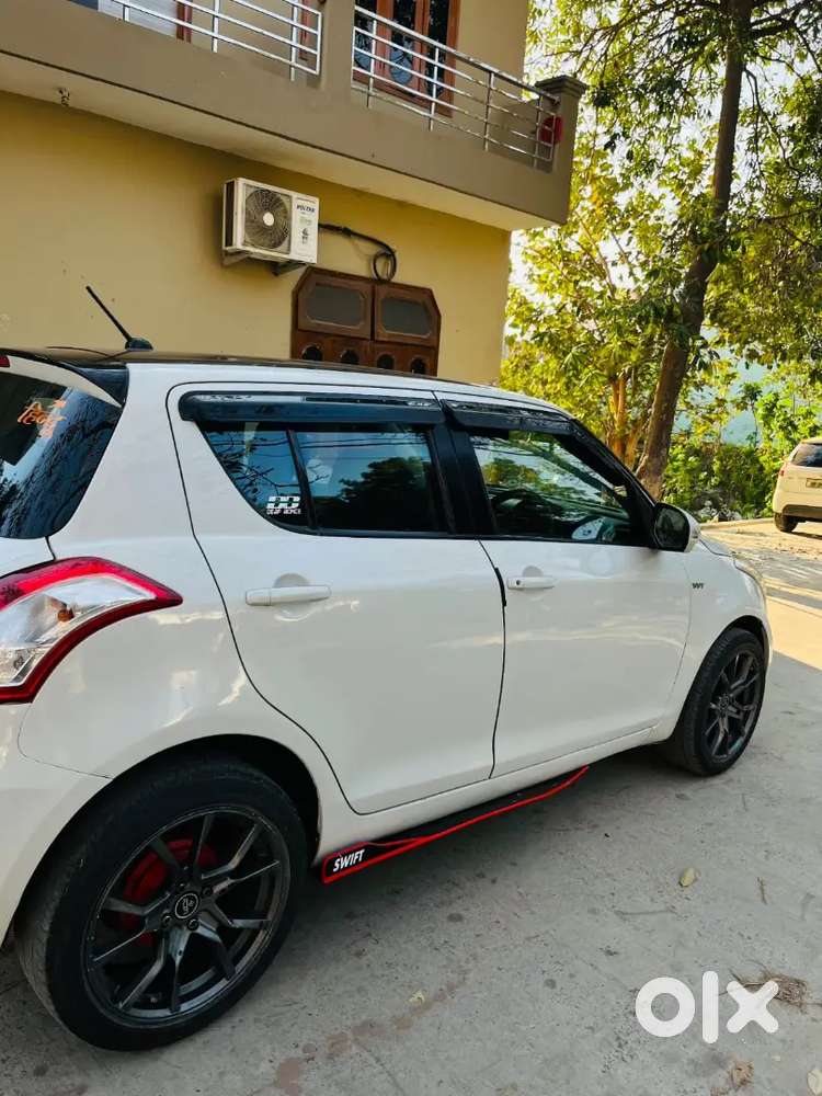 Maruti Suzuki Swift 2012 Lpg 90000 Km Driven