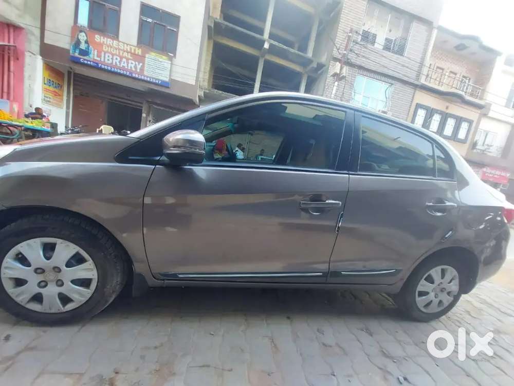 Honda Amaze 2016