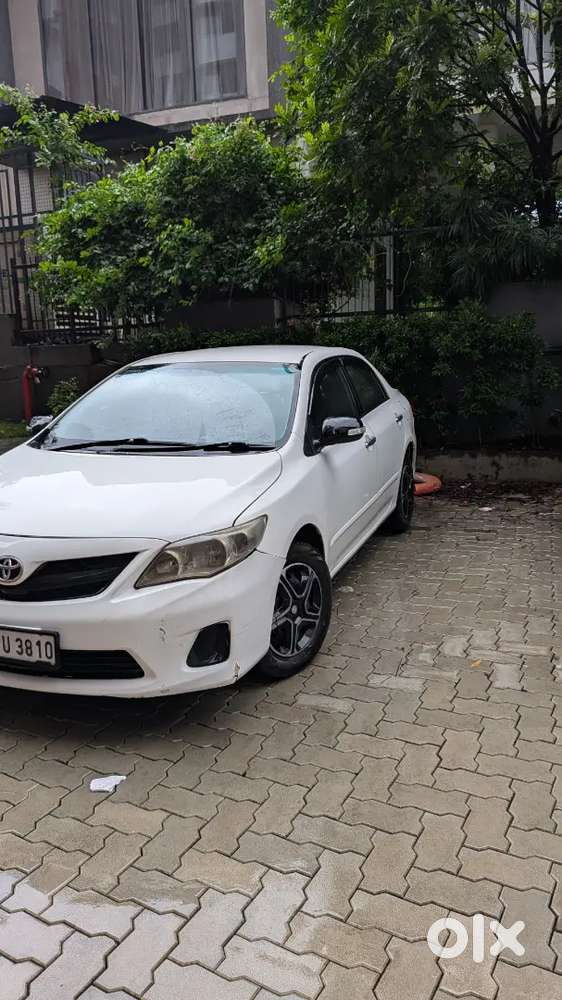 Toyota Corolla Altis 2012 Car