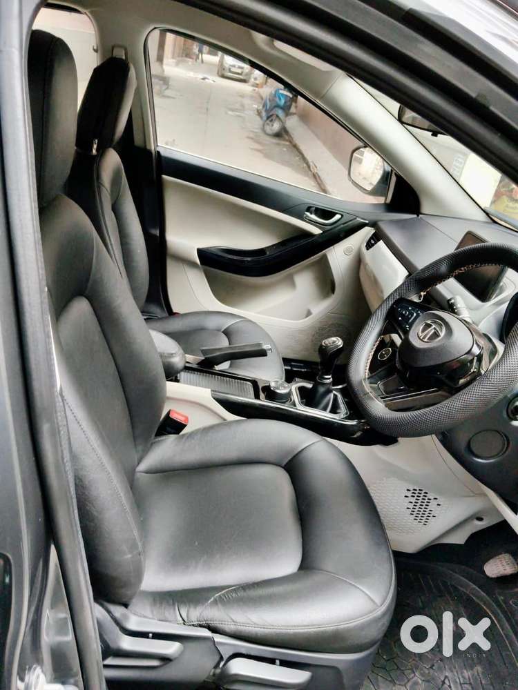 Tata Nexon 1.2 Revotron Xz Plus Dual Tone, 2022, Petrol