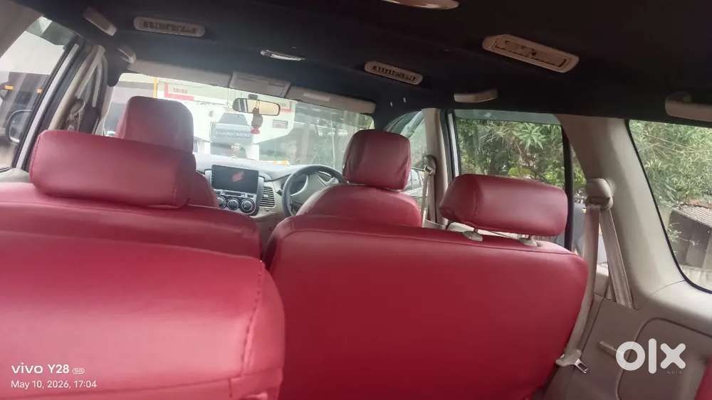 Toyota Innova 2013 Diesel 223000 Km Driven Original Kerela