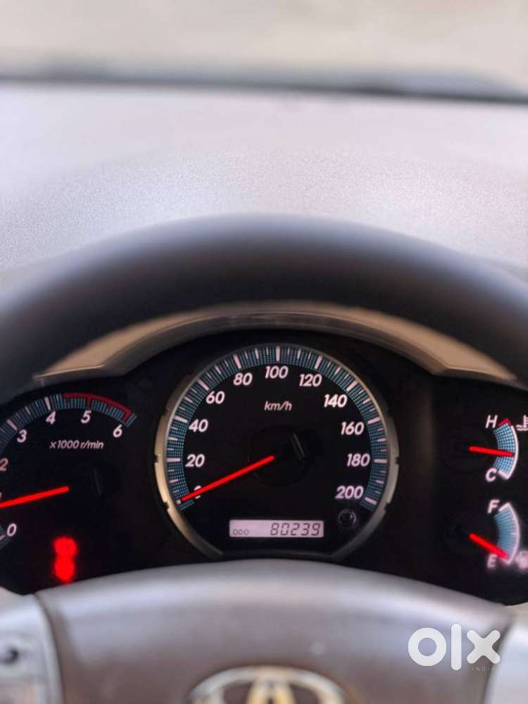 Toyota Innova 2.0 V, 2013, Diesel